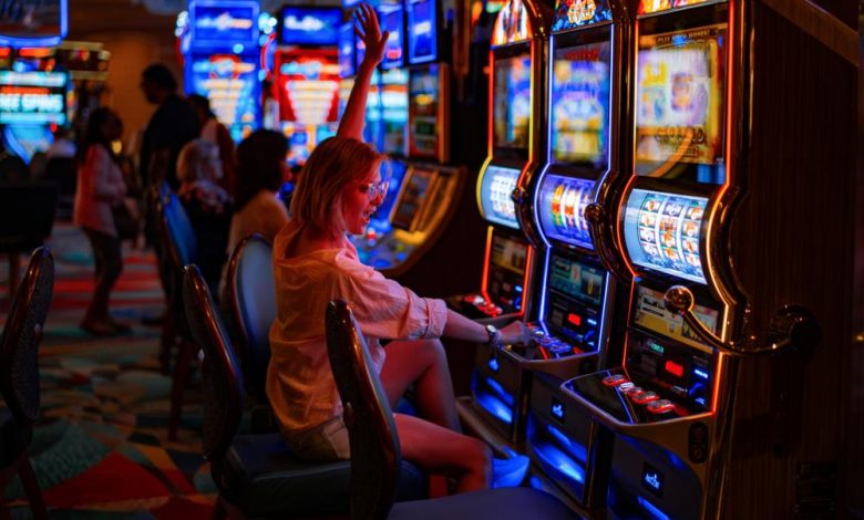 How To Win at 777 Slot Machine - 2024 Slot Game Guide 1 777 slot machine games